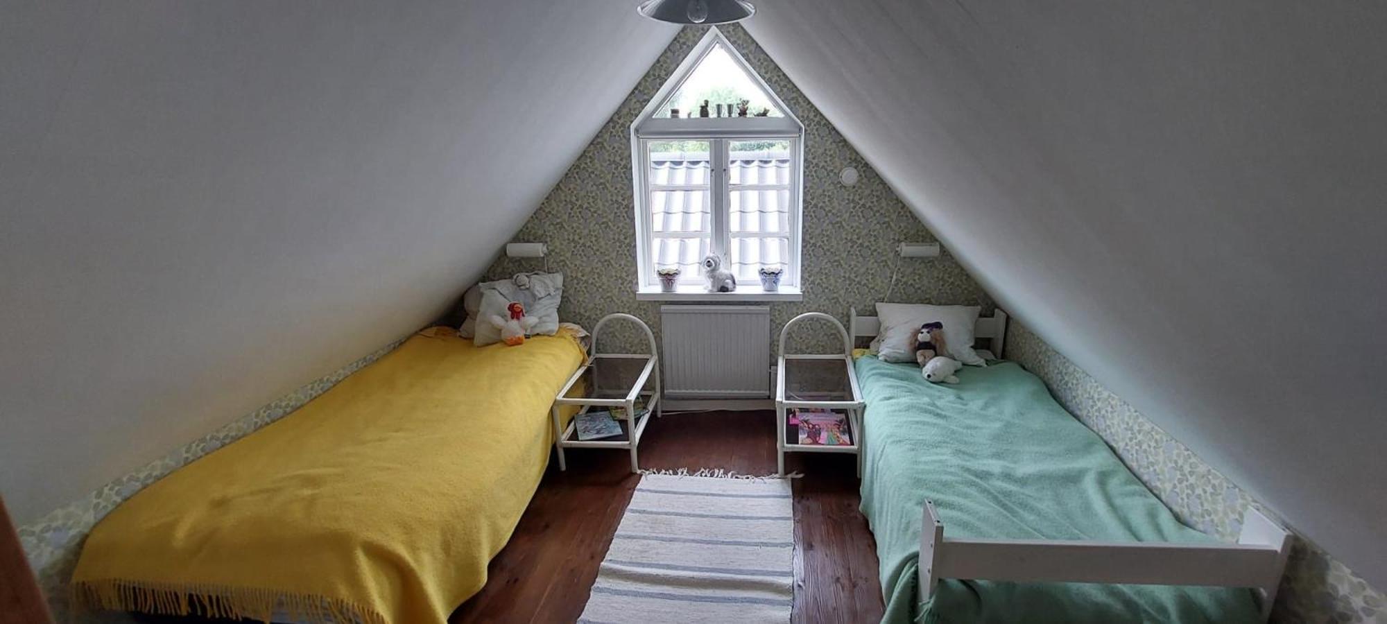 Fridfullt Sommarhus Mitt Pa Oesterlen Ferienhaus *